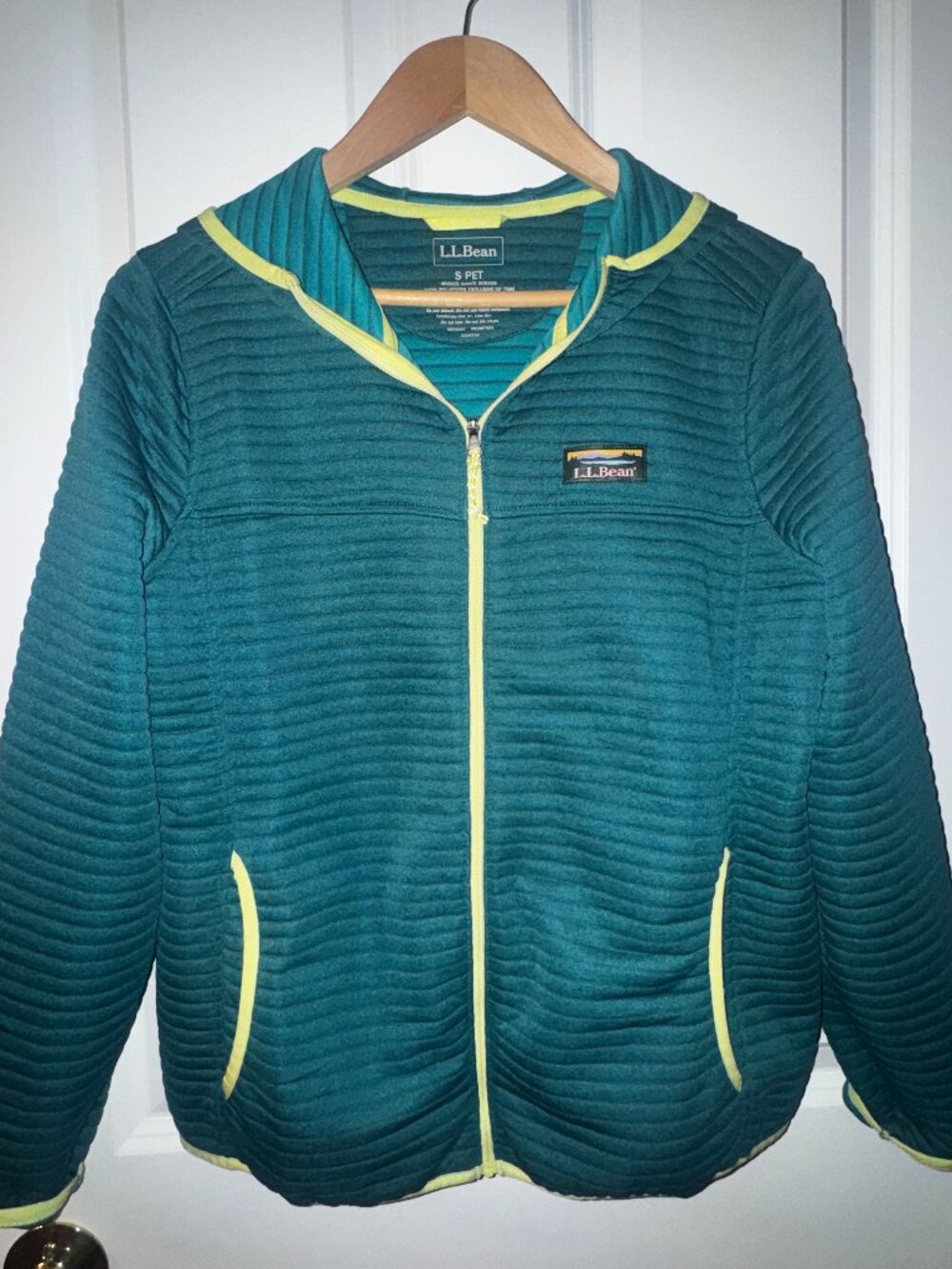 L.L. Bean Airlight Quilted Full Zip Hoodie Teal Jacket S PET